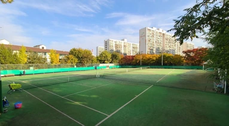 창골테니스장 (초안산근린공원)
