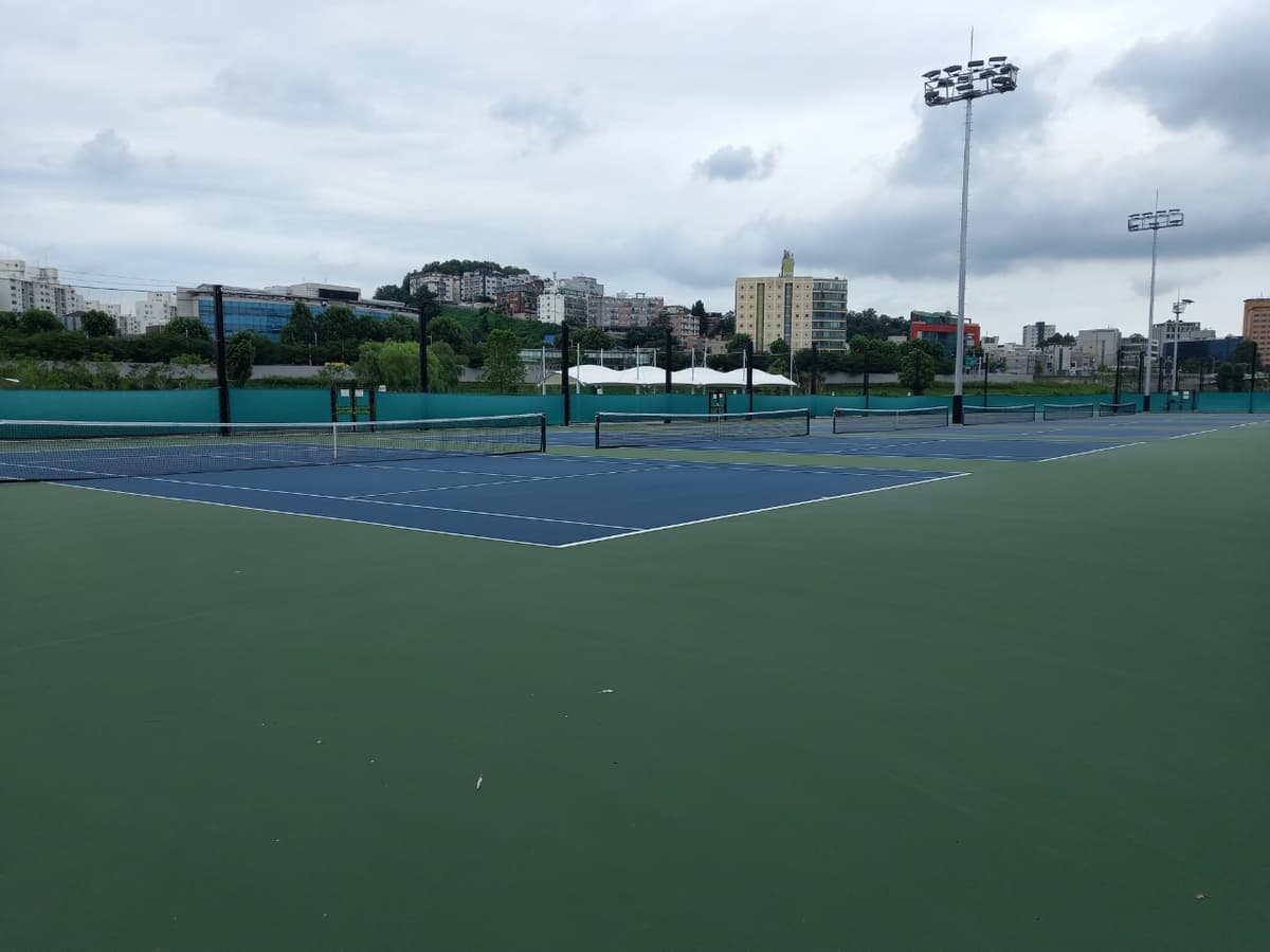 안양천 하드코트테니스장